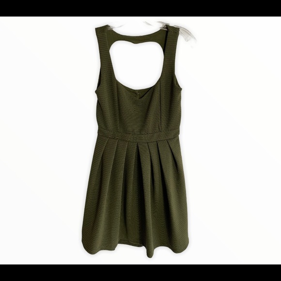 Poof Couture Dress Sz M EUC - Picture 3 of 4